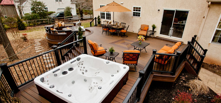 Creative Custom Decks Design in Paramount, CA